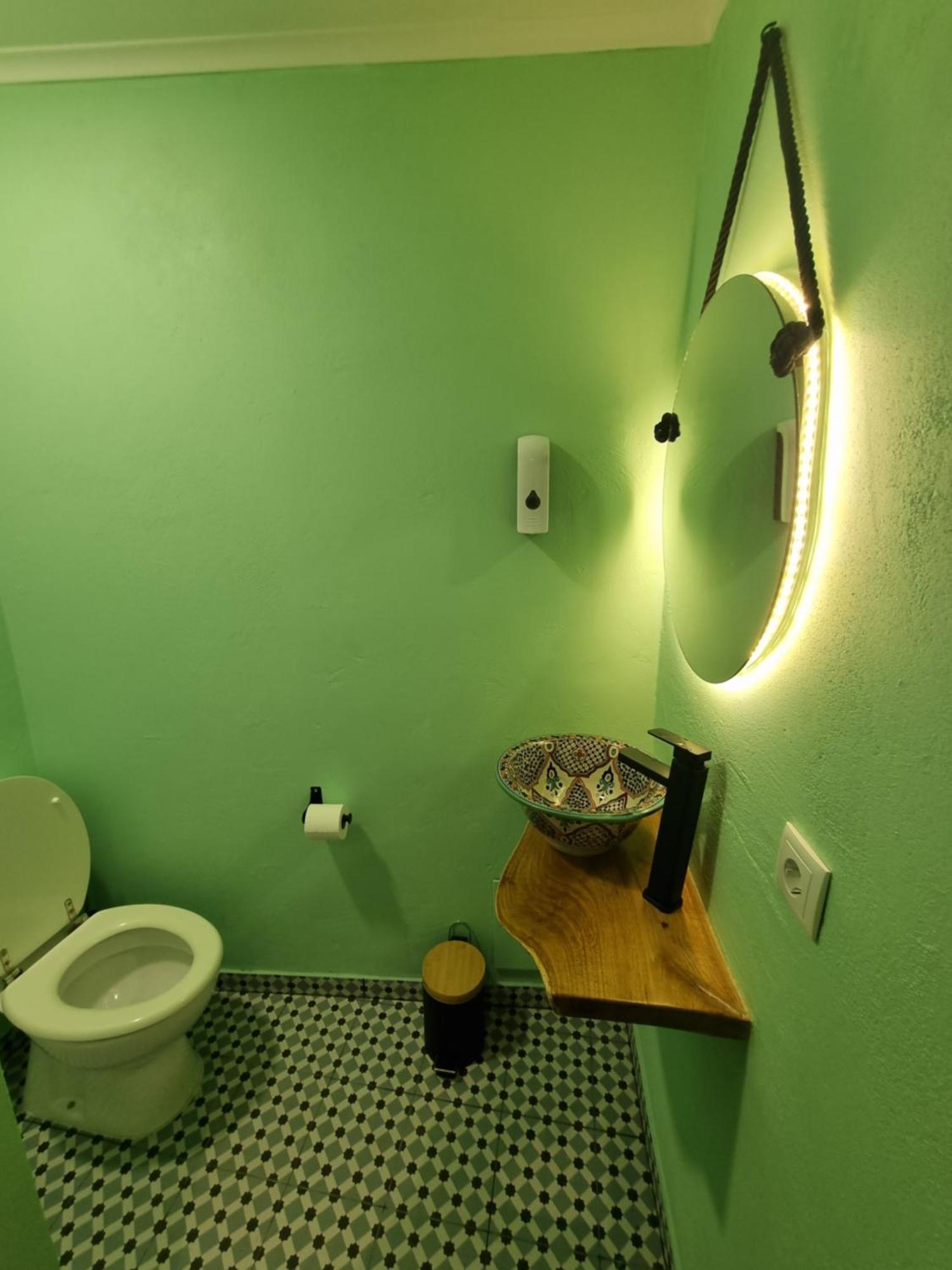 Guest house Wonder Charm *