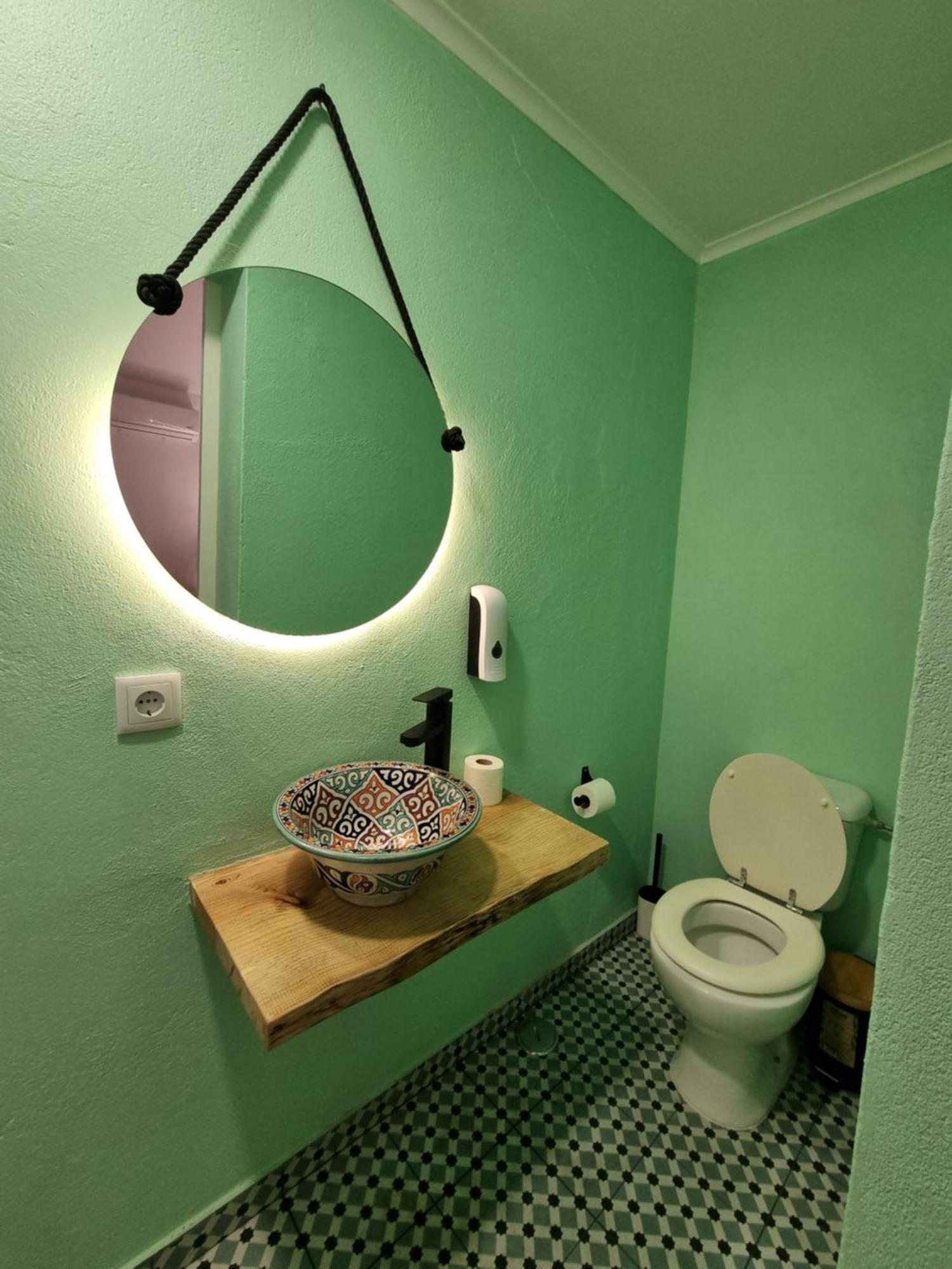 Guest house Wonder Charm